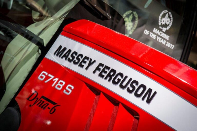 MF 6718 S Máquina del Año – Categoría Tractor de Media Potencia