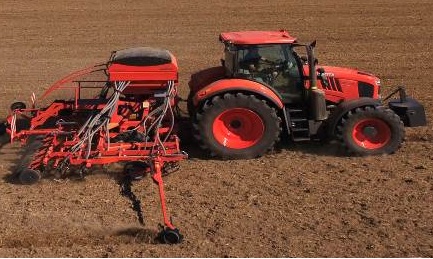 KUBOTA PRESENTA LA NUEVA GENERACIÓN DE SEMBRADORAS DE REJAS  TD1001F