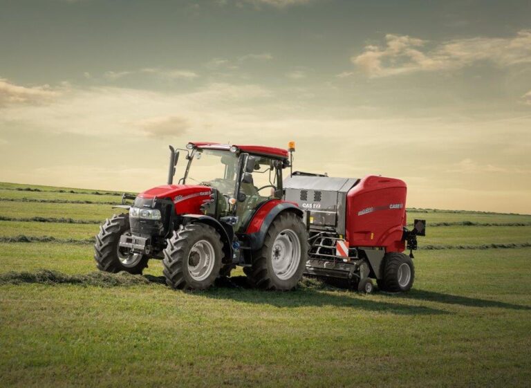 CASE IH celebra el centenario del FARMALL: el tractor para todo
