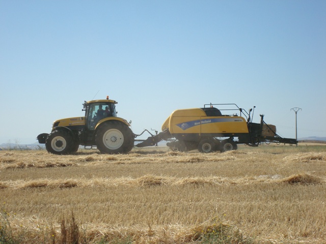 Pruebas con clientes: T7+ Empacadora Gigante BigBaler