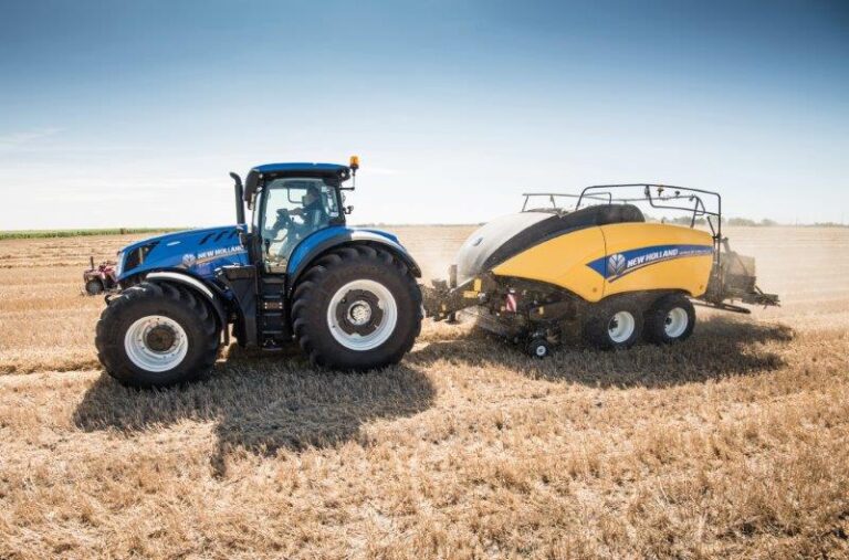 La empacadora BigBaler Plus de New Holland se somete a una prueba que demuestra su extraordinaria eficiencia y productividad, una excelente calidad de las pacas y una fiabilidad inigualable