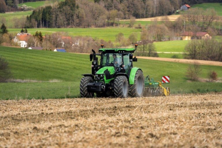 Nueva Serie 5 de DEUTZ-FAHR. El tractor multiuso perfecto para uno de los segmentos de mayor interés en Europa