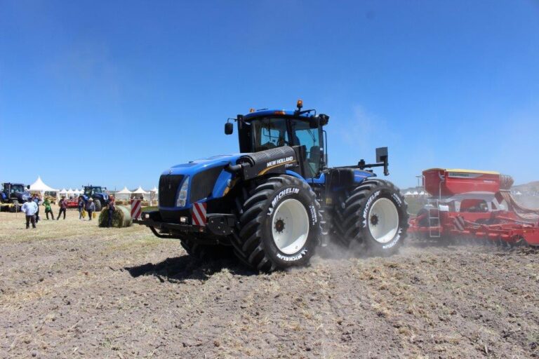 New Holland destaca en DEMOAGRO 2015