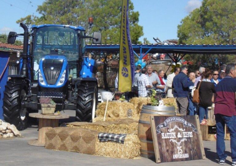 25º Aniversario del concesionario oficial New Holland Naudín e Hijos S.L