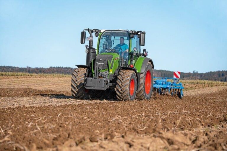 Nueva generación de la serie Fendt 300 Vario en todos los modelos