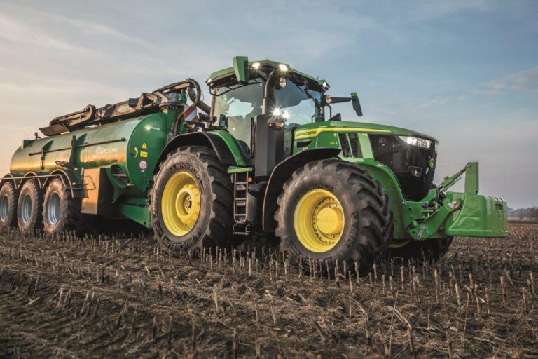 Nuevos tractores John Deere serie 7R. Potencia, agilidad e inteligencia de sobra