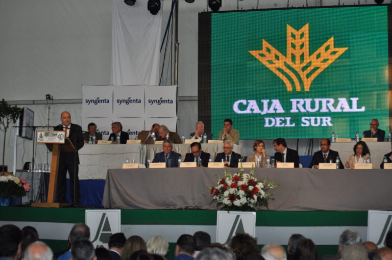Miles de agricultores respaldan a Asaja-Cádiz en su 40 aniversario