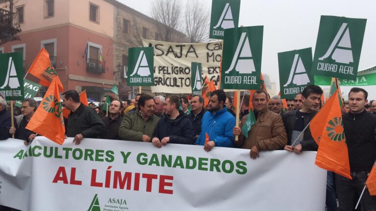 Agricultores y ganaderos al límite se manifiestan hoy en Toledo