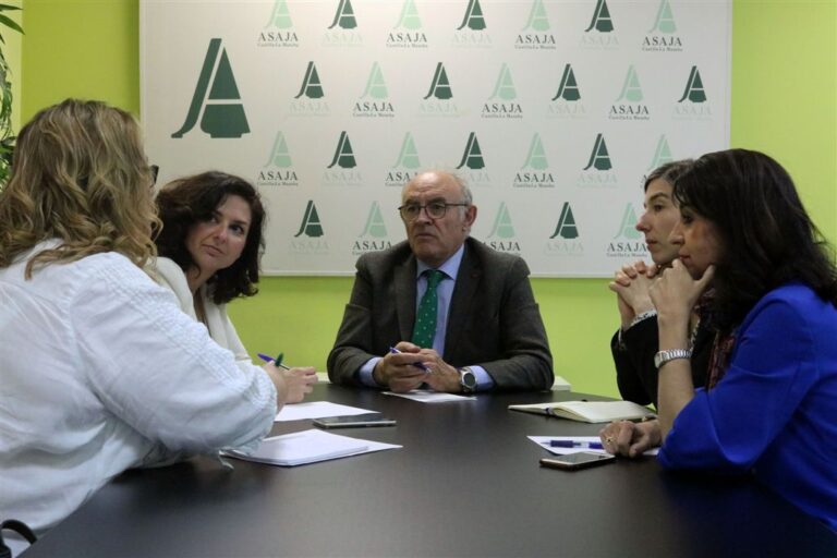 Ciudadanos y ASAJA CLM se reúnen para abordar los problemas de la agricultura en la región
