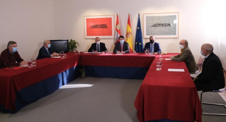 Castilla y León. La Junta anuncia 3,2 millones de euros en ayudas directas a los ganaderos de lidia para paliar la delicada situación del sector por la pandemia