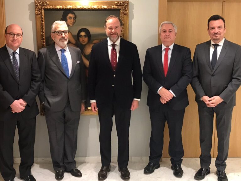 Caja Rural del Sur y Asaja Córdoba renuevan su colaboración para impulsar y defender la labor del sector agrario y ganadero