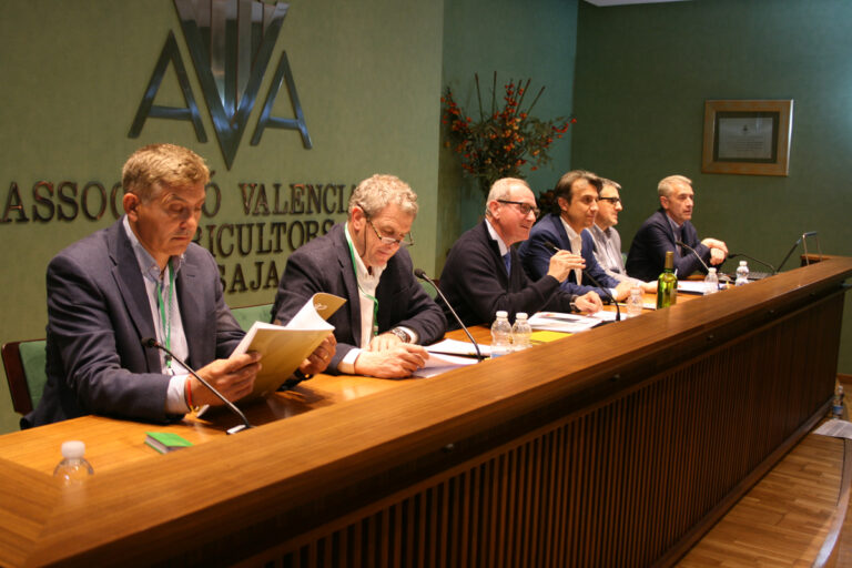 AVA-ASAJA pide en su asamblea cambios drásticos en una PAC que sólo destina el 2,3% de sus presupuestos al campo valenciano y el 8,4% a medidas de mercado