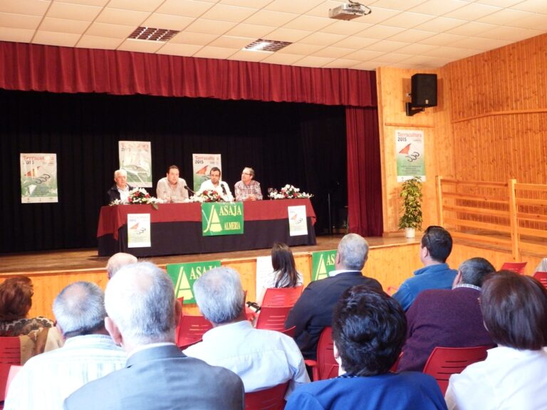 ASAJA Almería insta a los agricultores de los Vélez a que no corran riesgos y recuerda que se puede obtener una subvención de hasta el 65% en el coste del seguro