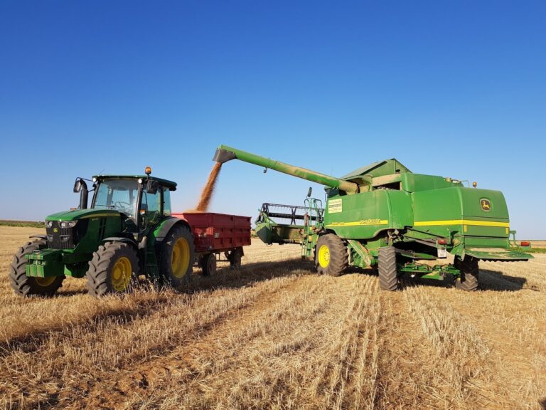 Asaja Madrid consigue la revocación de la prohibición del uso de maquinaria agrícola