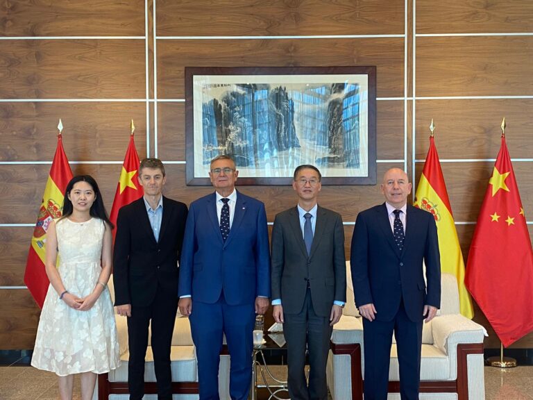 El sector porcino apuesta por potenciar el diálogo entre la Unión Europea y China