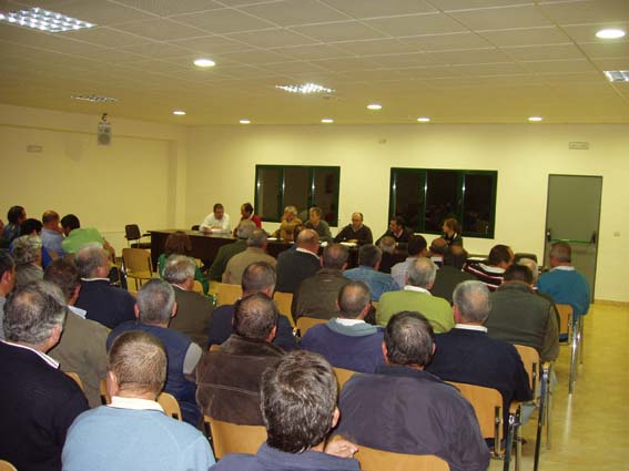 ASAJA informa sobre los temas que más interesan a agricultores y ganaderos