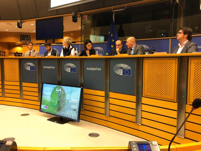 Asaja Huesca defiende en el Parlamento Europeo la necesidad de apostar por la innovación en la agricultura