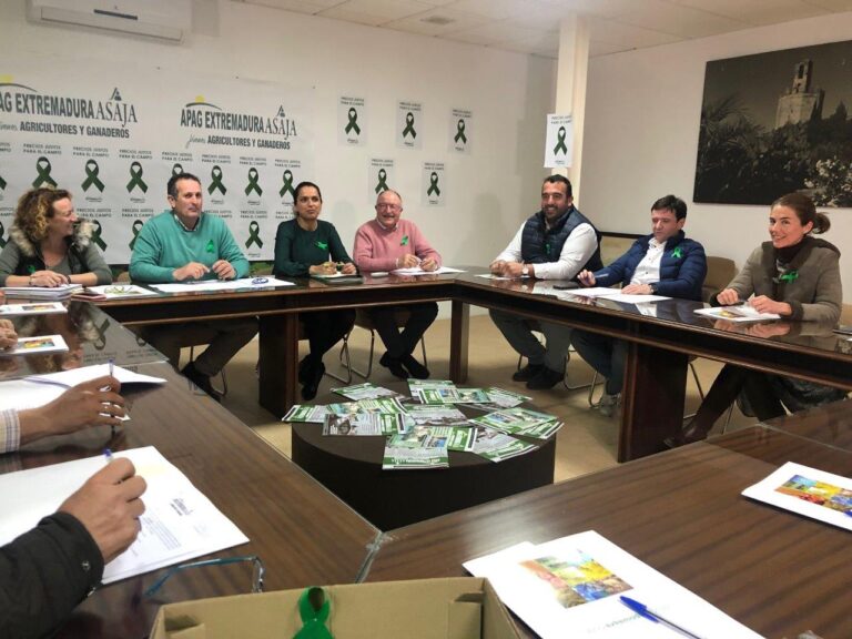 APAG Extremadura Asaja anuncia cortes de carreteras como medida de protesta por la situación del campo