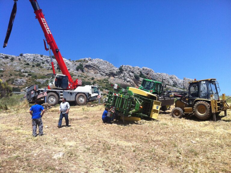 Asaja Málaga pide que se arreglen los caminos para evitar más accidentes agrícolas