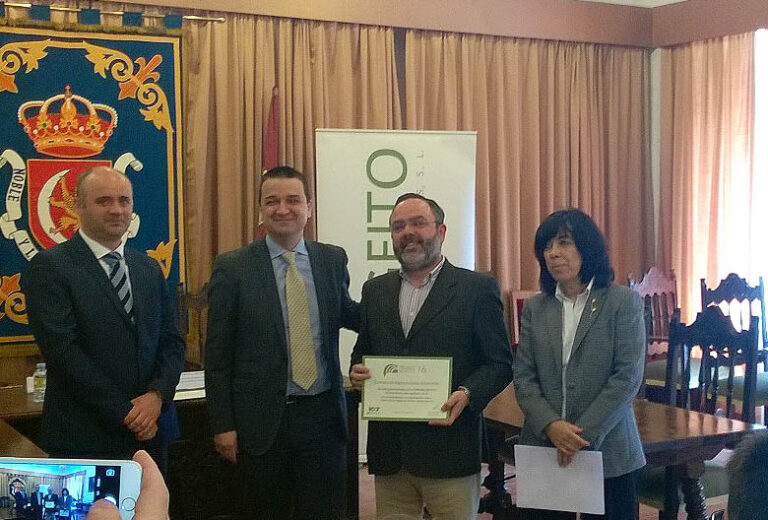 APAG GUADALAJARA-COAGRAL recibe el premio de Sigfito y comienza sus reuniones de la PAC 2017
