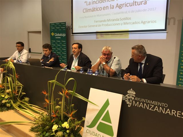Fernando Miranda: “Gran parte de las ayudas de las PAC venideras podrían estar ligadas a las acciones encaminadas a mitigar el cambio climático”