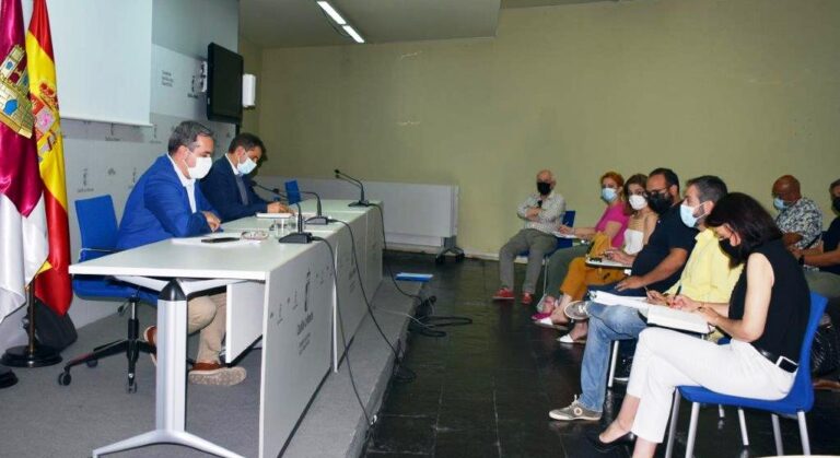 Los regantes del Jarama valoran positivamente la implicación de la Consejería de Agricultura para mejorar las infraestructuras de riego