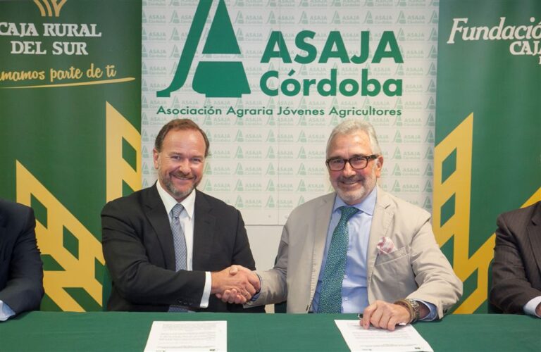 Asaja-Córdoba y Caja Rural del Sur renuevan su colaboración para impulsar y defender la labor del sector agrario y ganadero