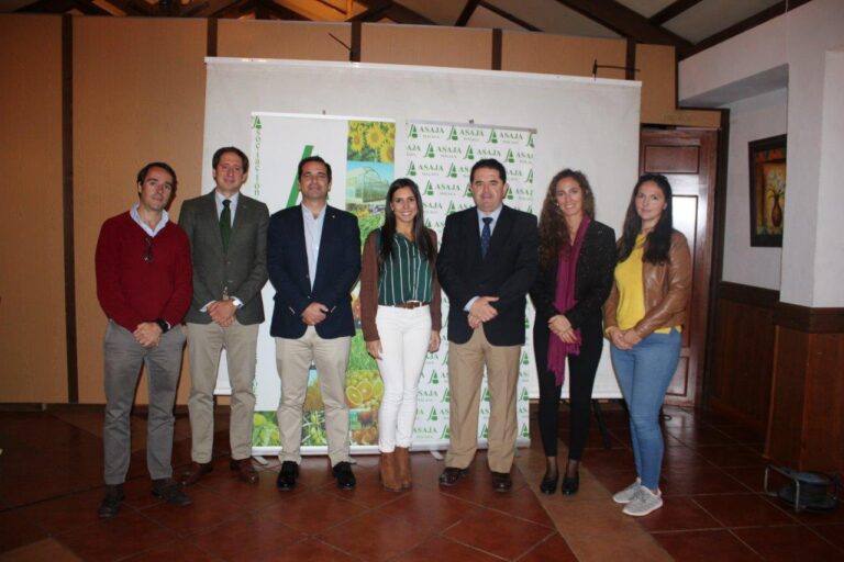 Un centenar de jóvenes agricultores y ganaderos de la provincia se da cita en la IV Jornada convocada por ASAJA Málaga en Antequera