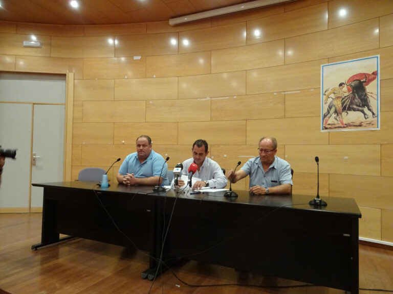 Salamanca pide encarecidamente a las administraciones ayudas directas para todos los profesionales del campo