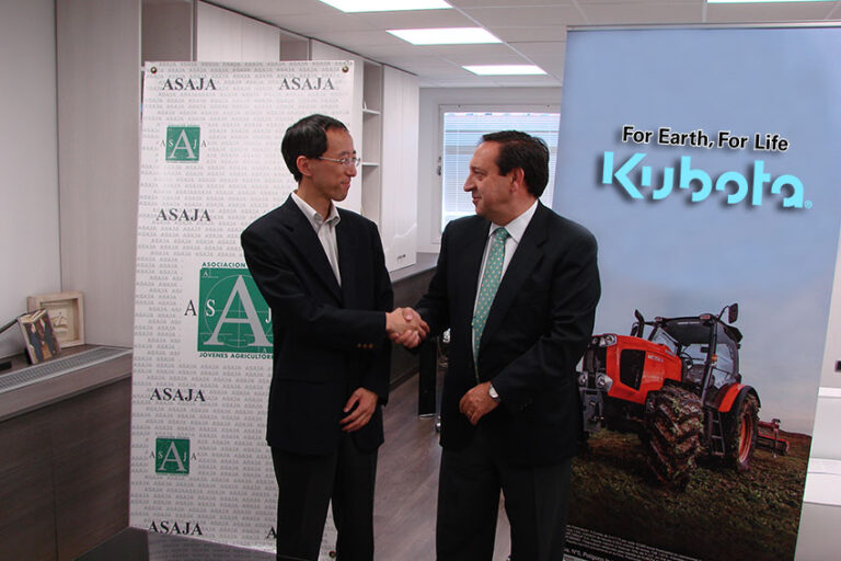 KUBOTA ESPAÑA y ASAJA han firmado hoy un Acuerdo de colaboración con condiciones ventajosas para los afiliados de la Organización Agraria