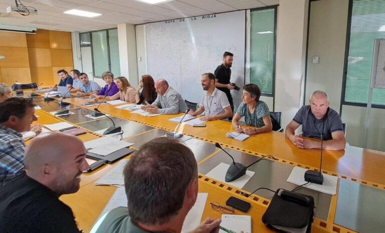 Asaja Rioja ARAG participa en la mesa ganadera para avanzar en las medidas que beneficien al sector