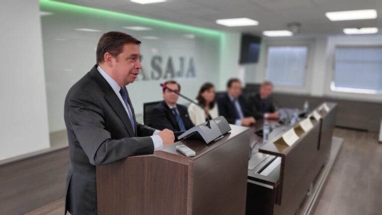 Asaja valora la continuidad de Planas en Agricultura y le pide diligencia para afrontar los retos del sector