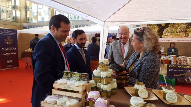 Asaja-Cádiz aporta a Fegasur su espacio ‘del campo al plato’