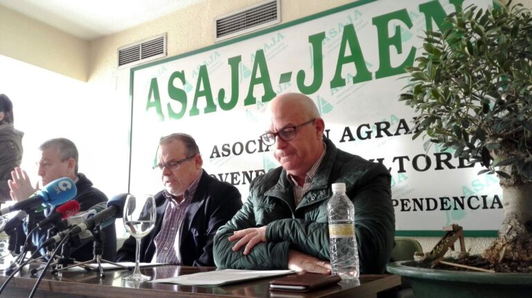 ASAJA Ciudad Real traslada su preocupación por el futuro de la dehesa a la Administración regional