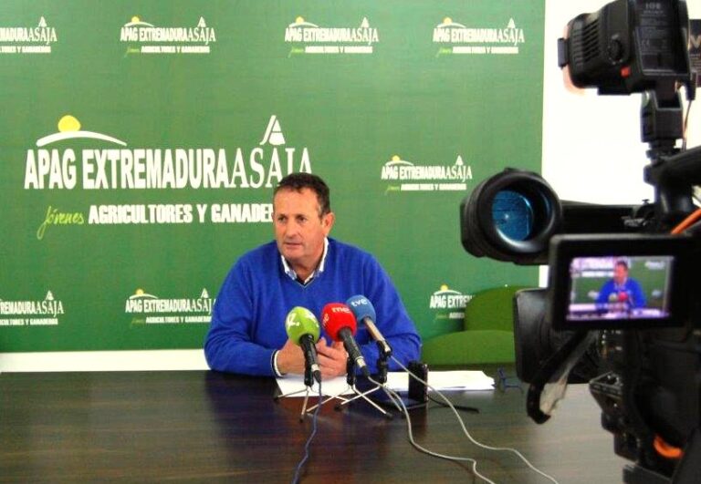 Asaja Extremadura anuncia movilizaciones si no se flexibiliza el INFOEX para los agricultores
