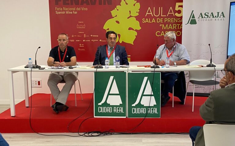 La sectorial vitivinícola de Asaja se reúne para analizar la marcha de la campaña