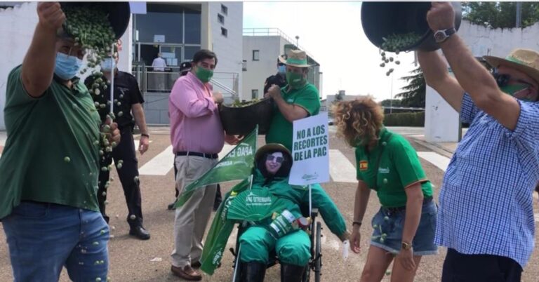 El campo se vuelve a echar a la calle ante la falta de soluciones a los problemas del sector primario