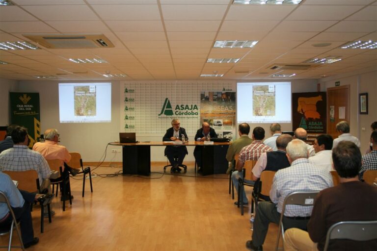 Asaja Córdoba: Expertos del sector cinegético abordan las problemáticas de la caza tras la aprobación del nuevo reglamento