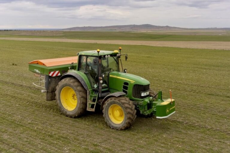 Asaja Castilla y León espera un número importante de solicitudes de incorporación a la agricultura, tras dos años desde la última convocatoria