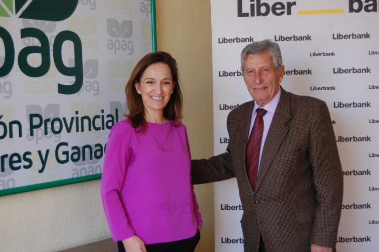 Agricultores y ganaderos de Guadalajara podrán tramitar la PAC de forma más sencilla gracias a la colaboración entre APAG y Liberbank