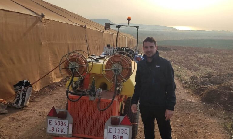 Agricultor jiennense se forma en producción hortícola en una explotación modelo en Murcia