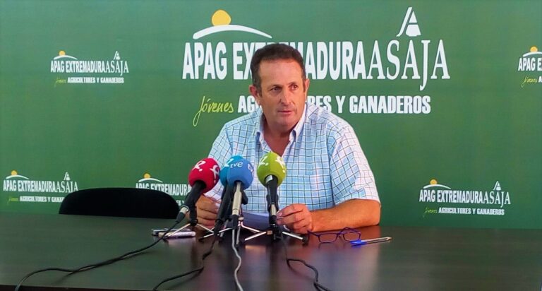 APAG Extremadura ASAJA denuncia el retraso de las resoluciones de los Planes de mejora en Extremadura