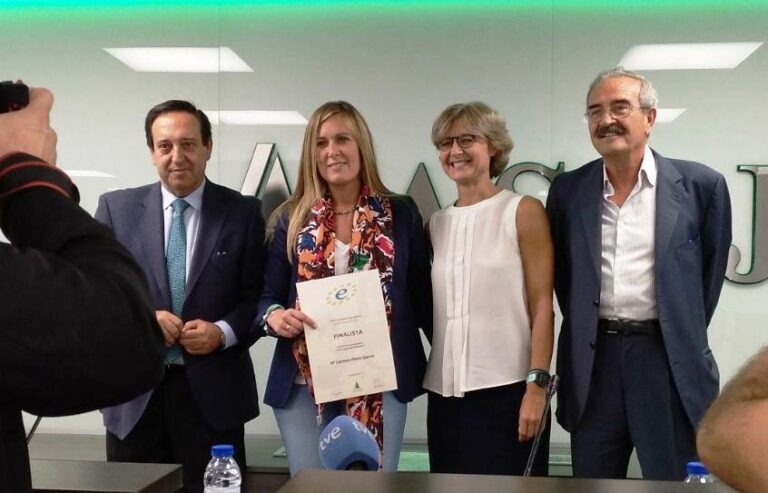 Una ganadera de Granada entre los finalistas del Premio Nacional “Joven Agricultor ”