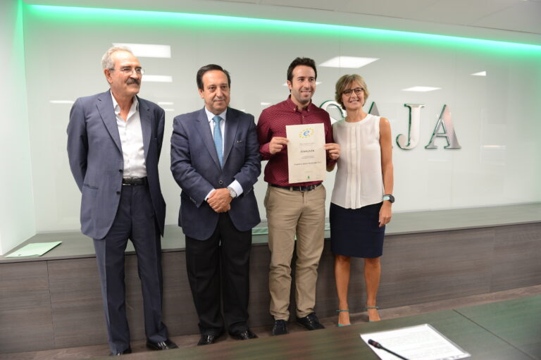 Francisco Javier Fernández, de Arenas de San Pedro (Ávila), reconocido como «Joven Agricultor»