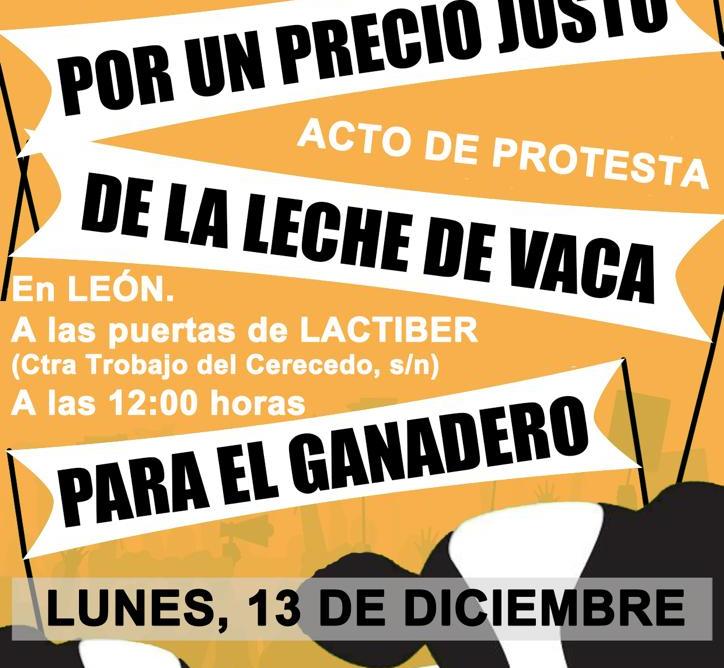HOY. Protesta de ganaderos de leche a  las puertas de Lactiber, en León