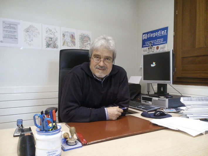 ASAJA Ávila concede su Insignia de Oro a D. Ángel Martín Fuentes