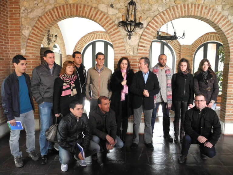 ASAJA organizó una comida de trabajo para que los nuevos agricultores y ganaderos transmitieran sus demandas a Silvia Clemente