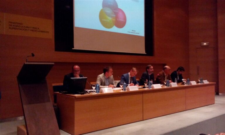 UAGN presenta en Madrid un proyecto sobre sostenibilidad integral en el sector vitivinícola