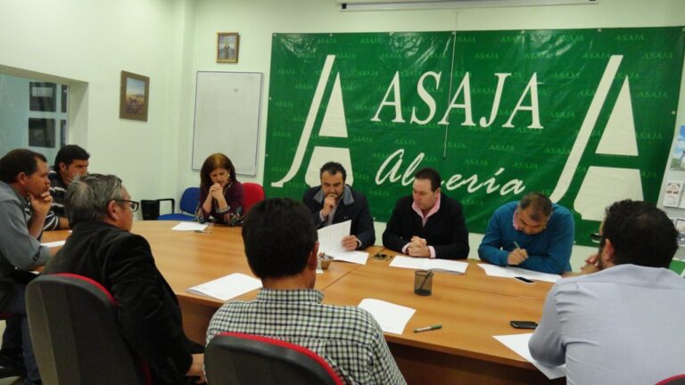 ASAJA traslada al Alcalde de la Mojonera sus reivindicaciones para las próximas elecciones municipales
