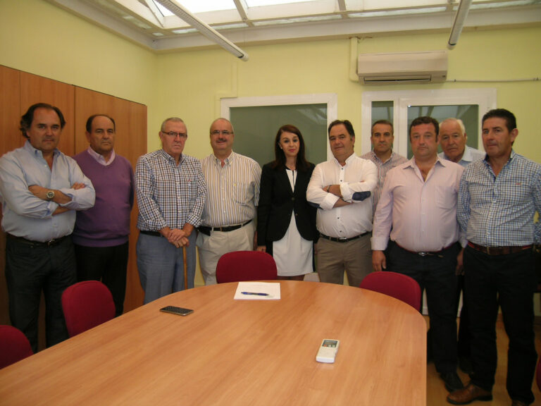 La Lonja Agropecuaria de Toledo se reúne con el diputado de Agricultura